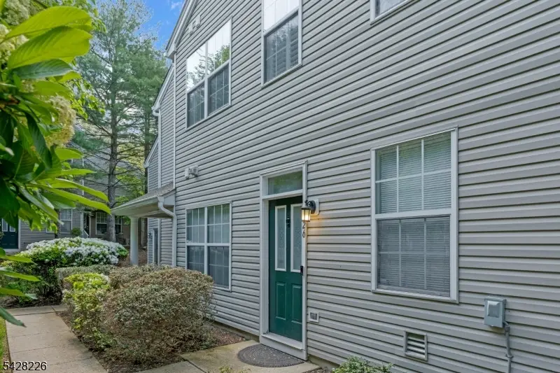 26 Heatherwood Lane, The Hills, NJ 07921 - #2