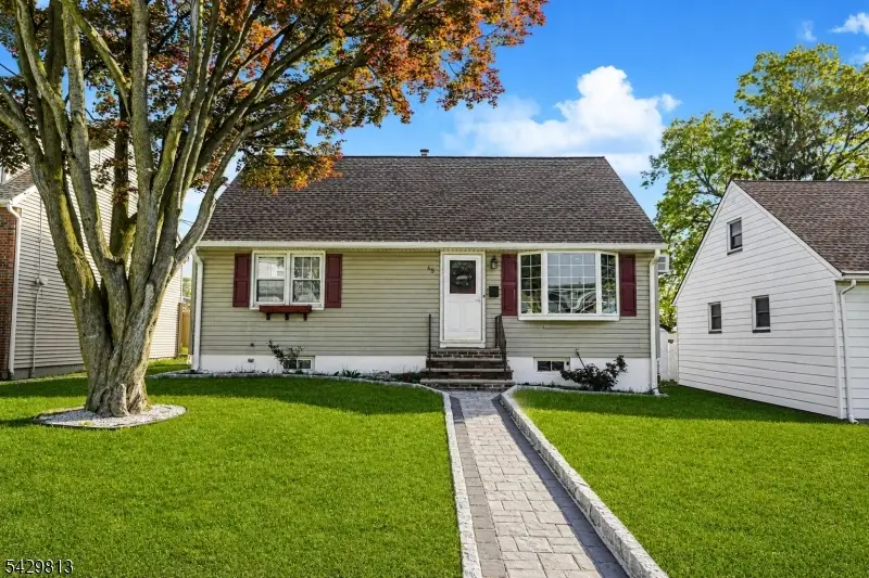 65 Hilltop Ct, Clifton, NJ 07012 - #1