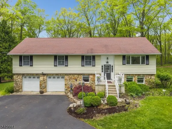 87 Buckhorn Dr, White Twp., NJ 07823