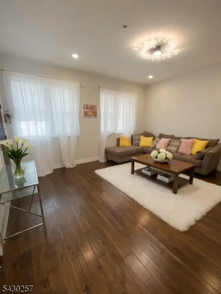 402 Cliff St, Fairview, NJ 07022 - #3