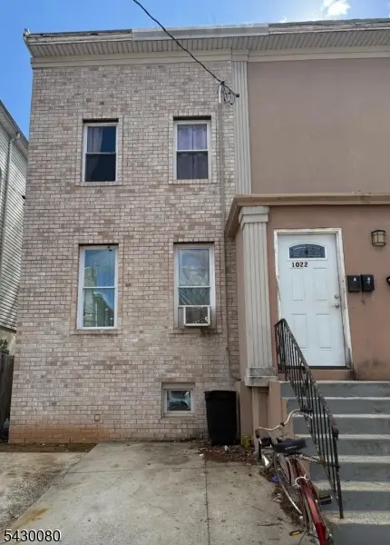 1022 Laura St, Elizabeth, NJ 07201 - #1