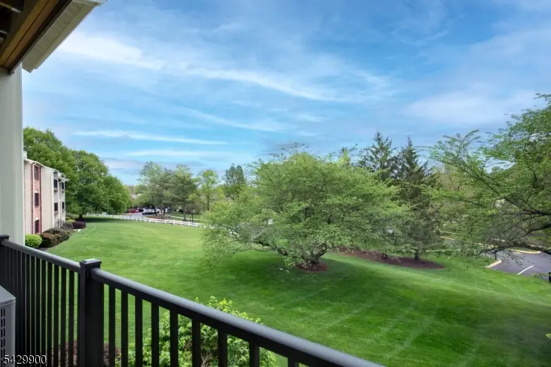 142 Woodward Ln, Bernards, NJ 07920 - #2