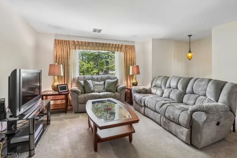7 Hanover Ave, Warren, NJ 07059 - #3