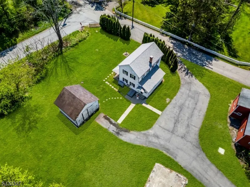 131 Vail Rd, Knowlton, NJ 07832 - #1