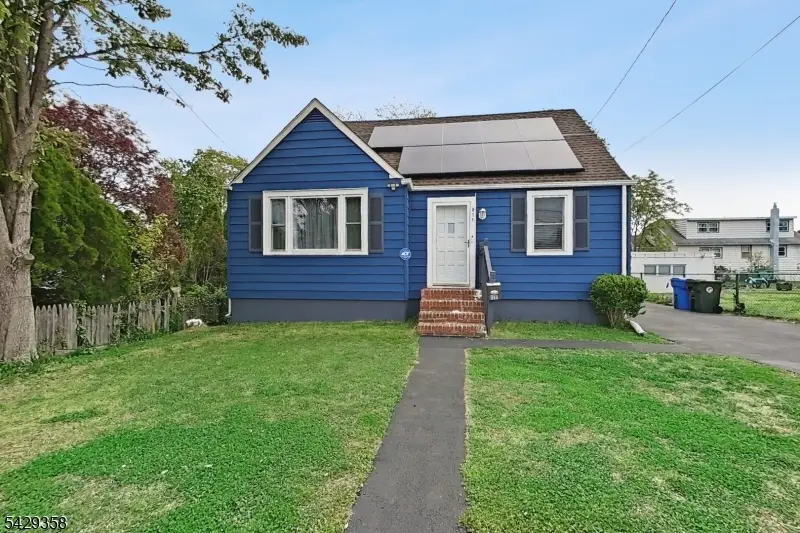 811 Lincoln Ave, Burlington, NJ 08016 - #2