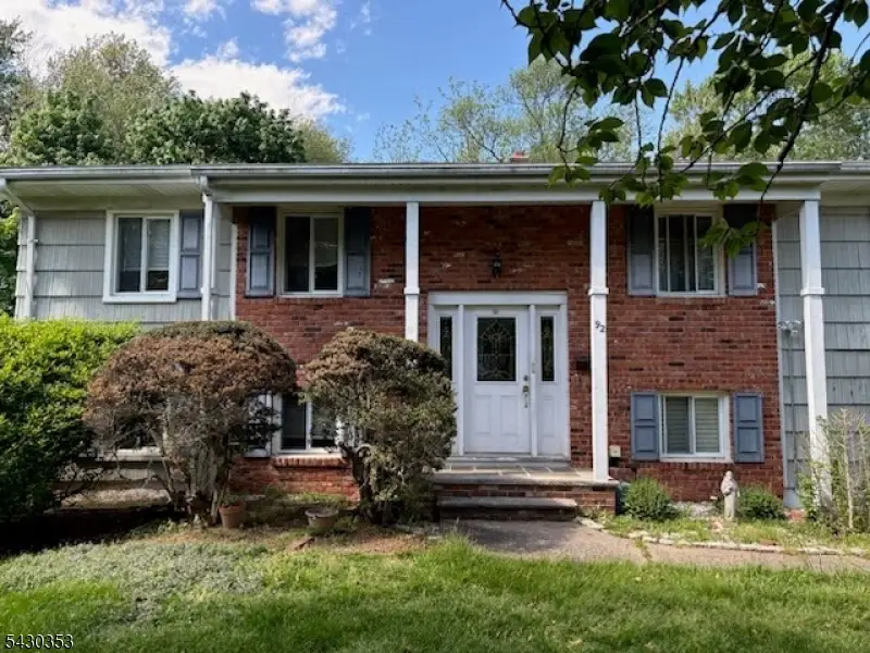 92 Fairway Dr, East Hanover, NJ 07936 - #1