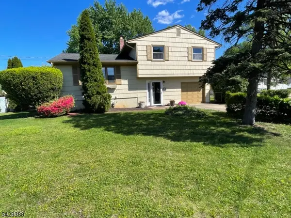 2 Moryan Rd, Edison Twp., NJ 08817