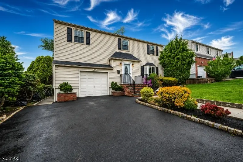 29 Fischer Ave, Nutley, NJ 07110 - #1