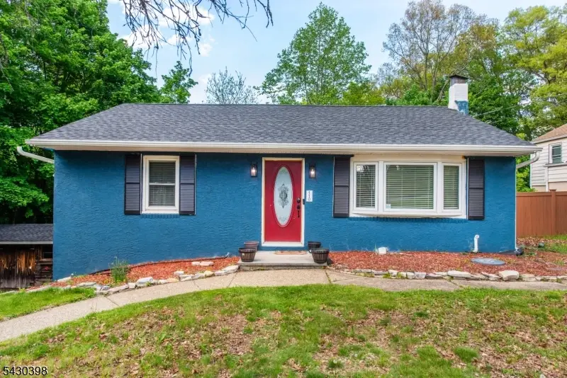 110 Belleview Ave, Butler, NJ 07405 - #2