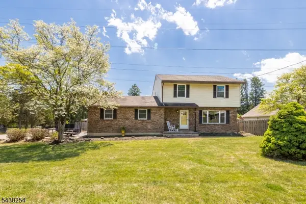 16 Abrams Rd, Holland Twp., NJ 08848