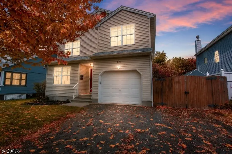 231 Grove St, Somerville, NJ 08876 - #2
