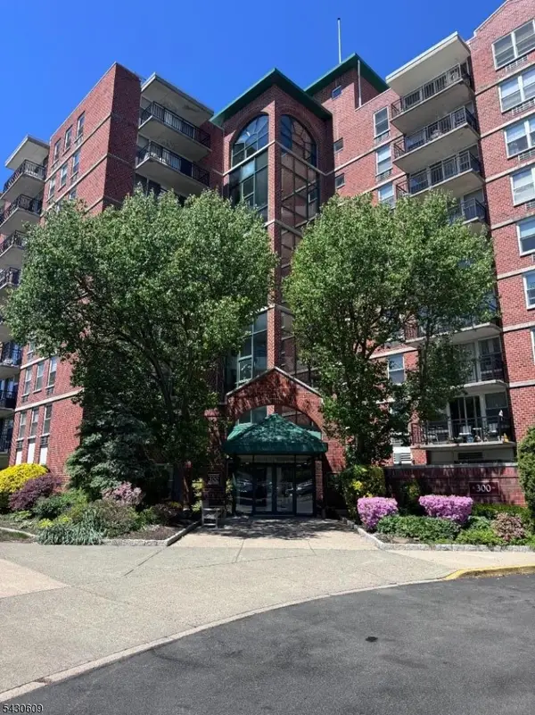 300 Main St #803, Little Falls Twp., NJ 07424