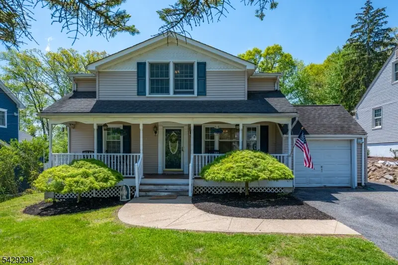 23 Frederick Pl, Cedar Knolls, NJ 07927 - #1