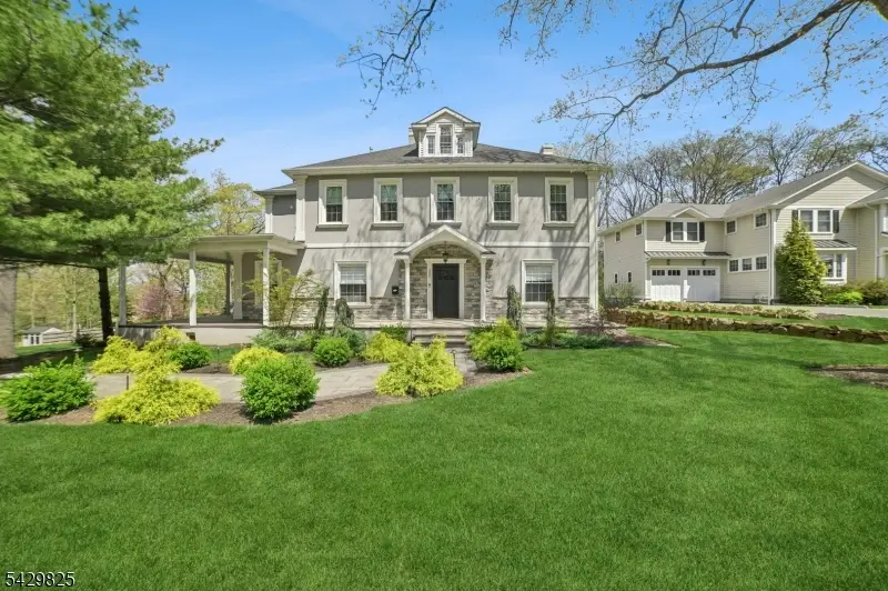 152 Murray Hill Blvd, Berkeley Heights, NJ 07974 - #1