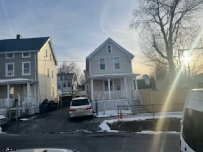 522 Beach St, Orange, NJ 07050 - #2