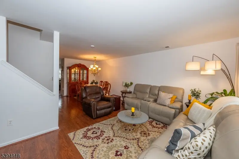 3 Martha Ct, Newark, NJ 07103 - #3