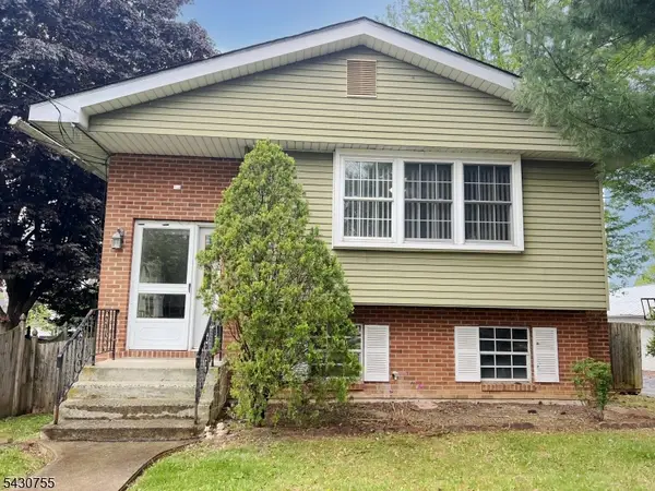 89 W Warren St, Washington Boro, NJ 07882