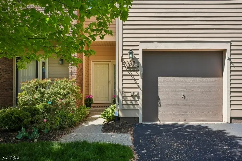 137 Kingston Ct, Madison, NJ 07940 - #1