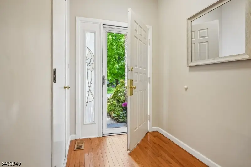 137 Kingston Ct, Madison, NJ 07940 - #2