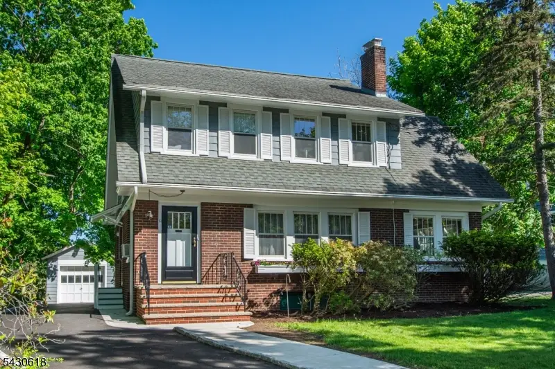 61 S Prospect St, Verona, NJ 07044 - #1