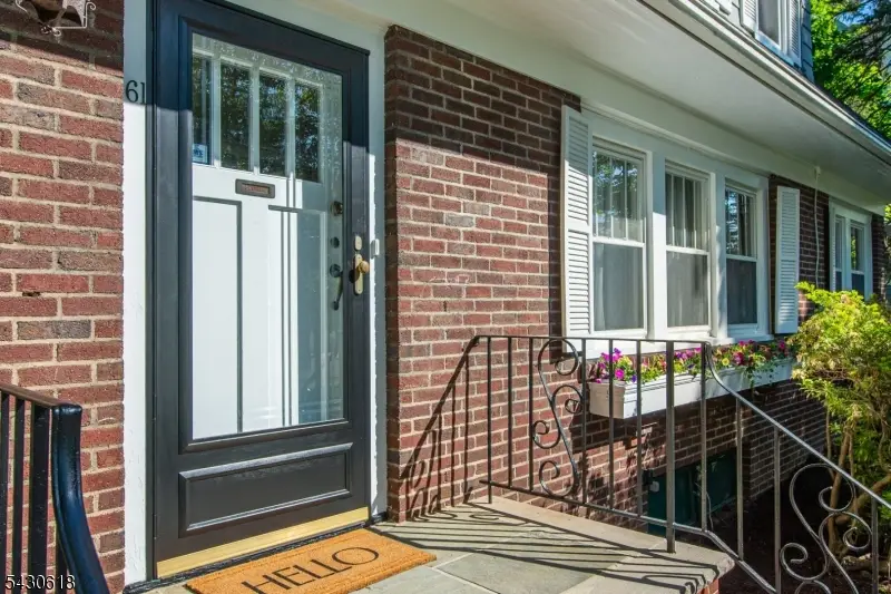 61 S Prospect St, Verona, NJ 07044 - #2
