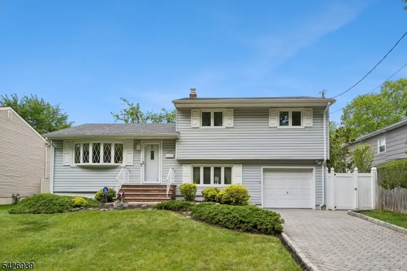 135 Roosevelt Ave, Colonia, NJ 07067 - #1