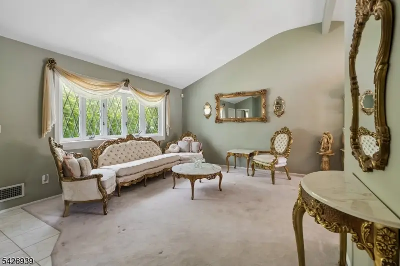 135 Roosevelt Ave, Colonia, NJ 07067 - #3