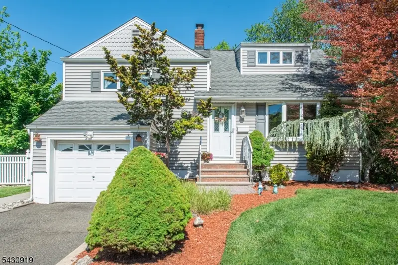 25 Meadow Dr, Little Falls, NJ 07424 - #2