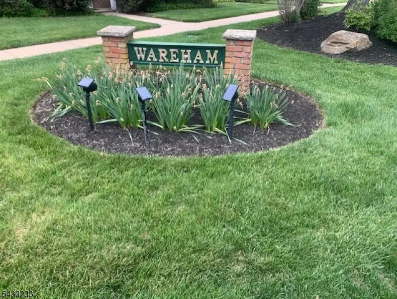 4 Wareham Ct, Scotch Plains, NJ 07076 - #3