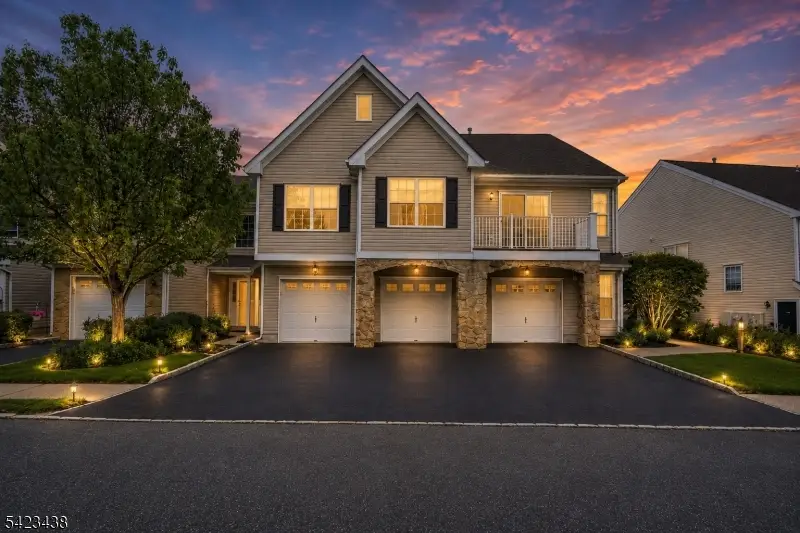 131 Mountainside Dr, Pompton Lakes, NJ 07442 - #2