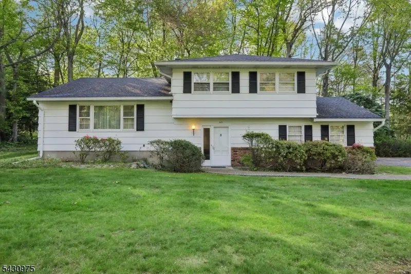 501 Terhune Ter, Wyckoff, NJ 07481 - #1