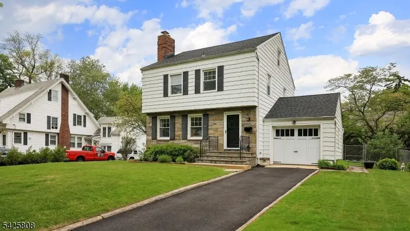 9 Hawthorne St, Cranford, NJ 07016 - #2