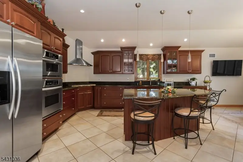 16 Barbara Way, Wayne, NJ 07470 - #2