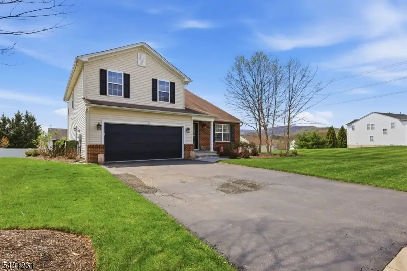 27 Lambert St, Washington, NJ 07882 - #2
