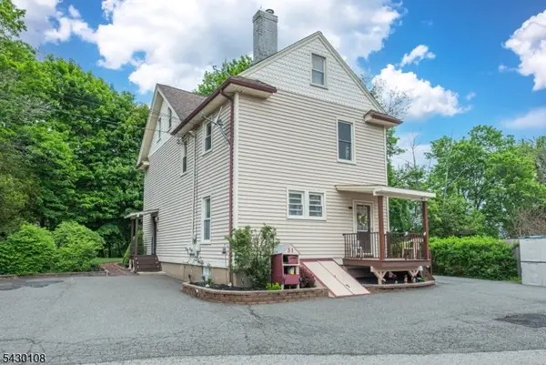 51 Main St, Franklin Boro, NJ 07416