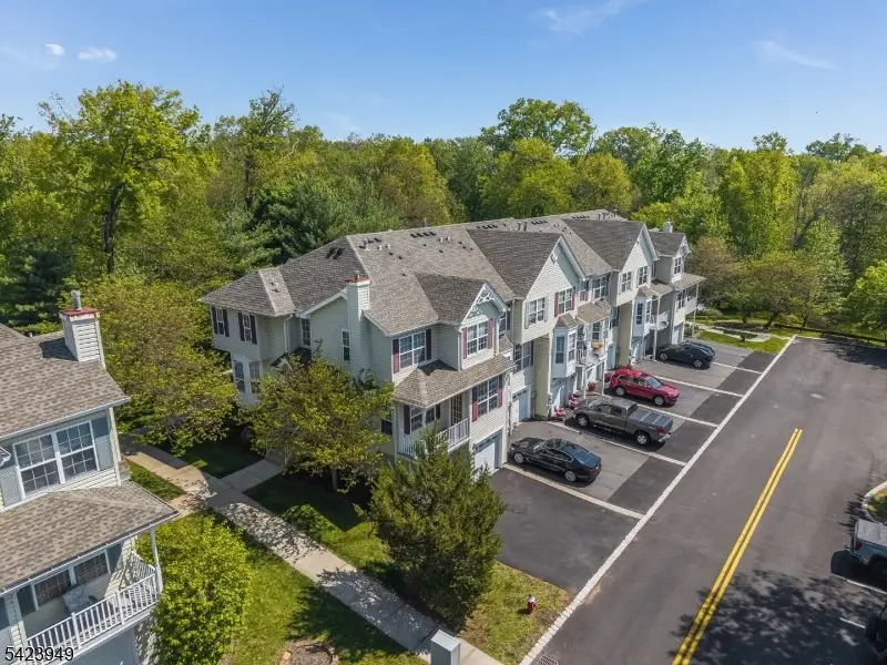 24 Kentworth Ct, Raritan, NJ 08822 - #3