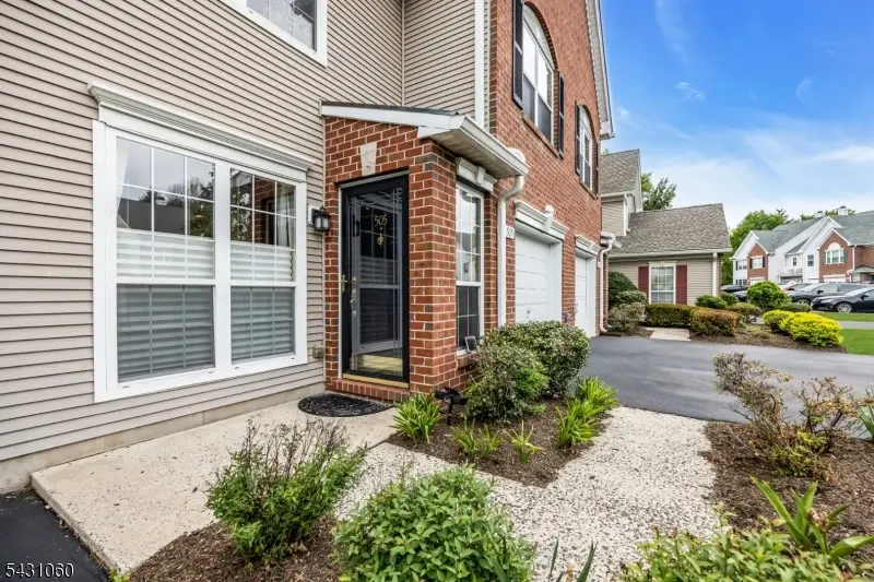 505 Well Sweep Rd, White House Station, NJ 08889 - #2