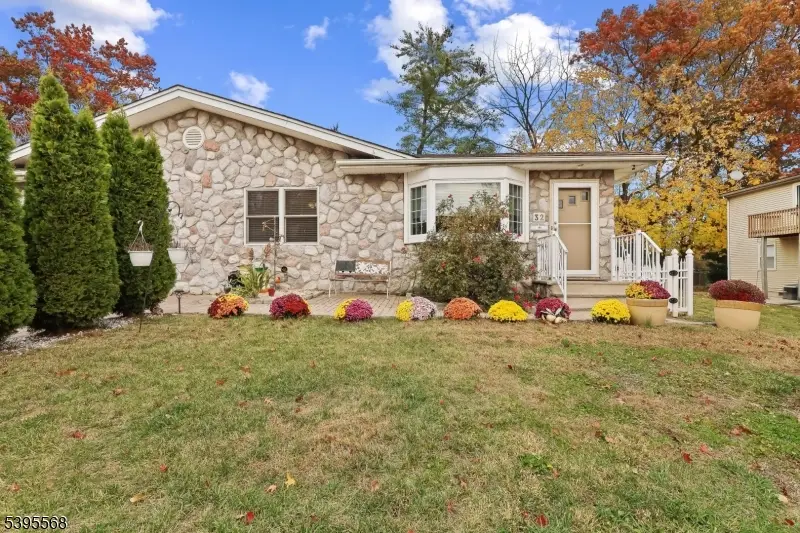 32 Ruby St, Springfield, NJ 07081 - #2