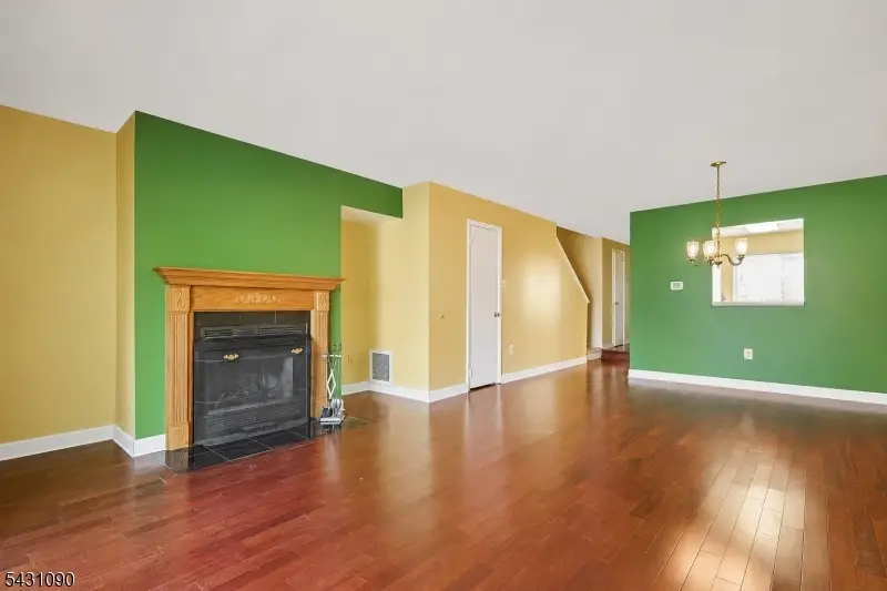 265 Hampshire Dr, Princeton Meadows, NJ 08536 - #2