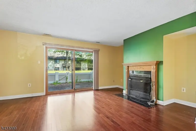 265 Hampshire Dr, Princeton Meadows, NJ 08536 - #3