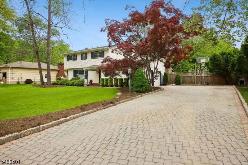54 Canterbury Dr, Scotch Plains, NJ 07076 - #2