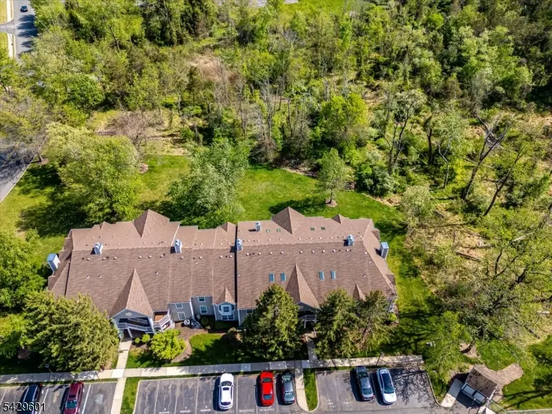 31 Rachel Ct, Franklin Park, NJ 08823 - #3