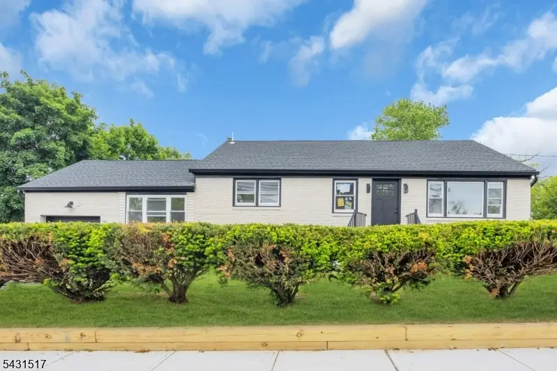 260 Highland Ave, Franklin, NJ 08873 - #1