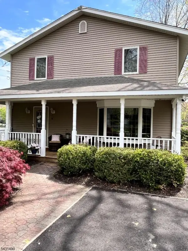 32 W Lakeview Trl, Jefferson Twp., NJ 07849