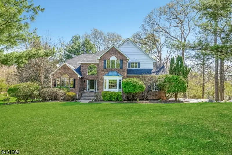 1 Bell Ct, Chester, NJ 07930 - #1