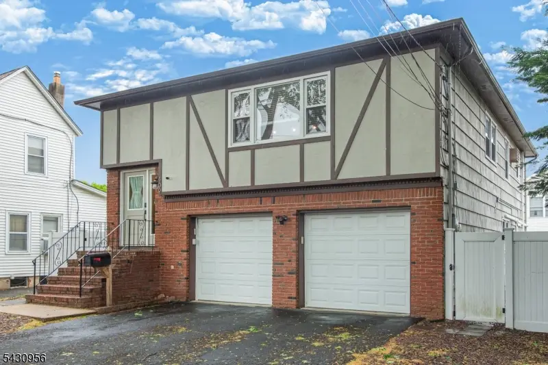 409 N 15th St, Kenilworth, NJ 07033 - #2