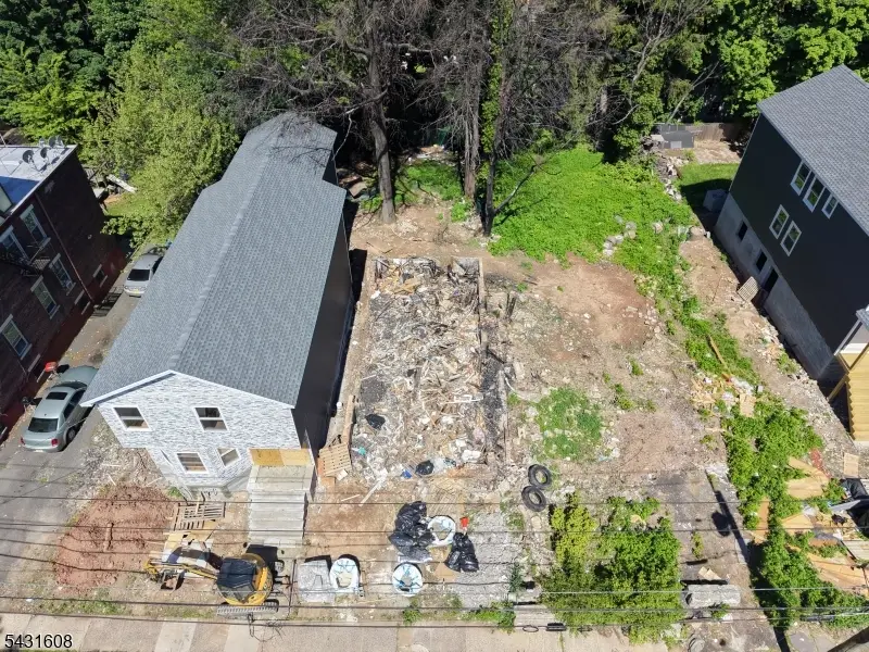 73 Montgomery Ave, Irvington, NJ 07111 - #2