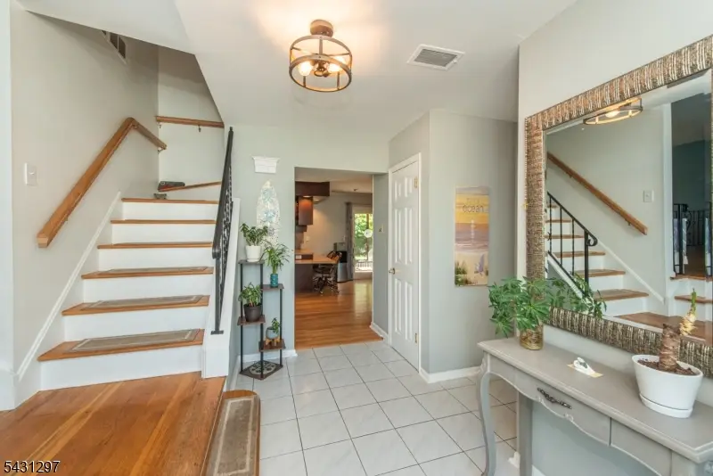 8 Maple Ave, East Hanover, NJ 07936 - #2