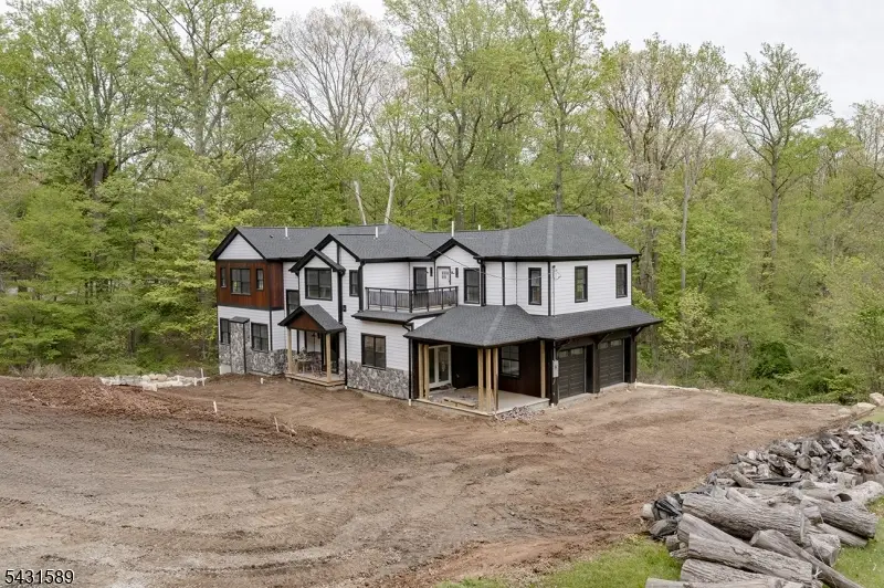 49 Northwood Rd, Hopatcong, NJ 07821 - #1