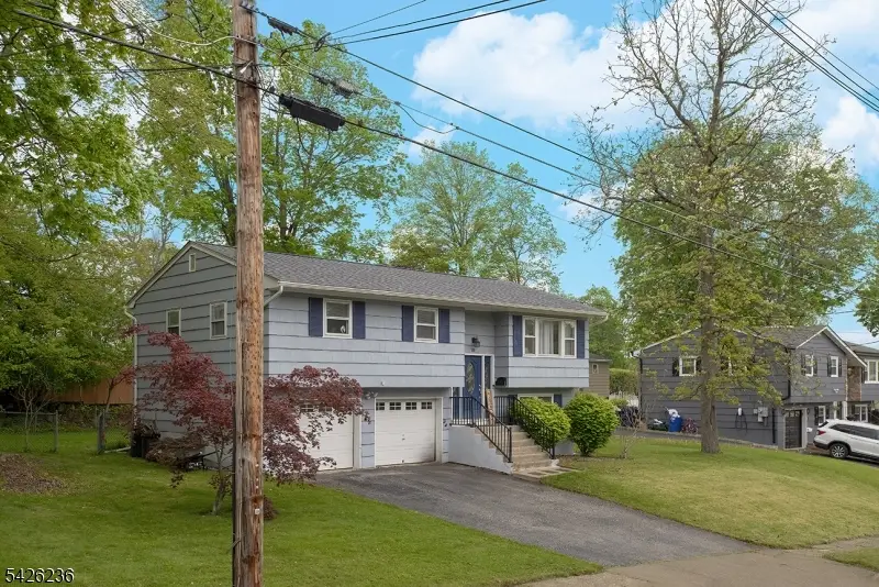10 Birch Dr, Newton, NJ 07860 - #3